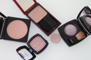 Chanel Notorious: Comparison and Review